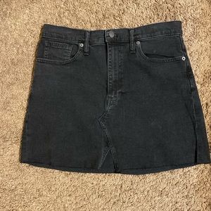 NWOT Madewell black denim skirt